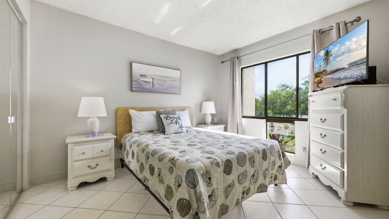 Photo of Bedroom in Tierra Verde
