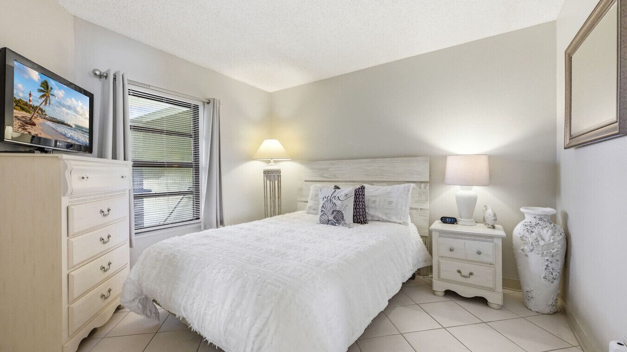 Photo of Bedroom in Tierra Verde