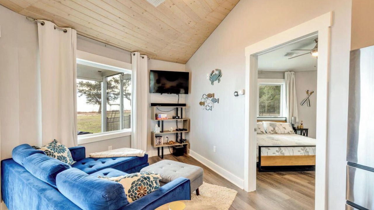 Photo of Livingroom in Ocean Springs