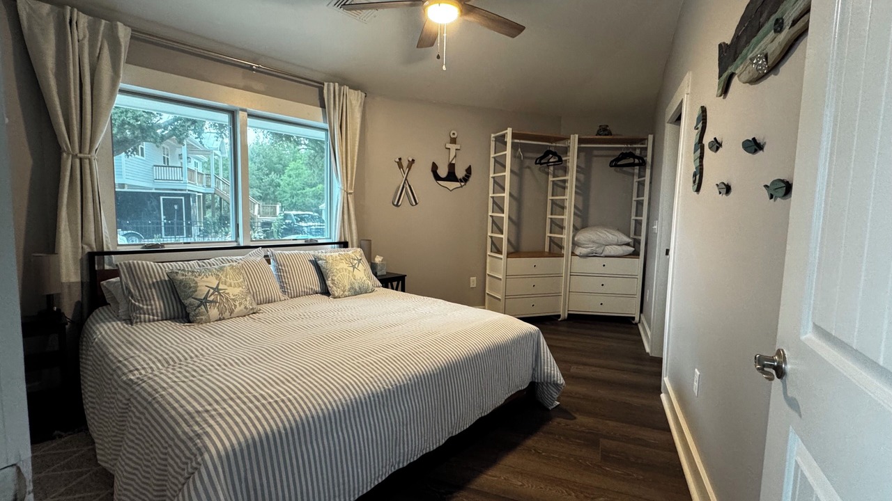 Photo of Bedroom in Ocean Springs