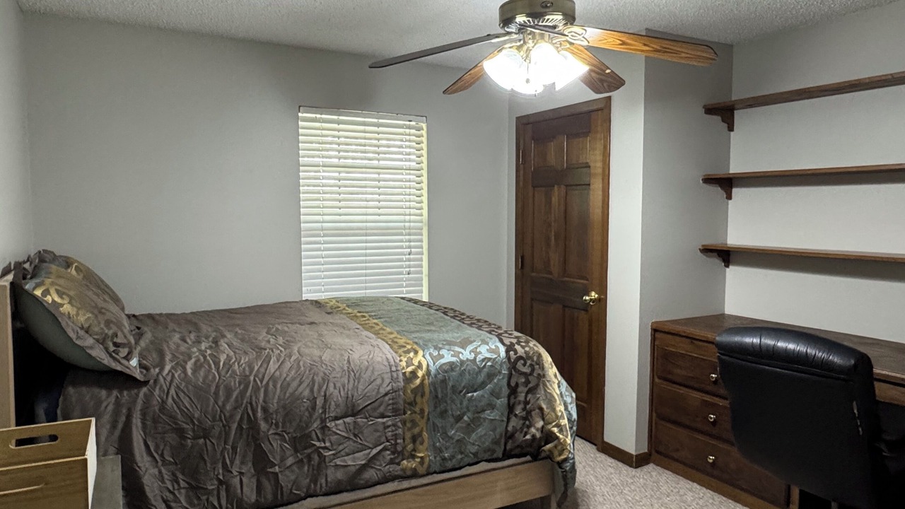 Photo of Bedroom in Benton