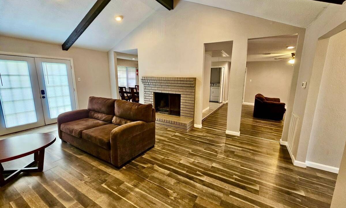 Photo of Livingroom in Port Arthur
