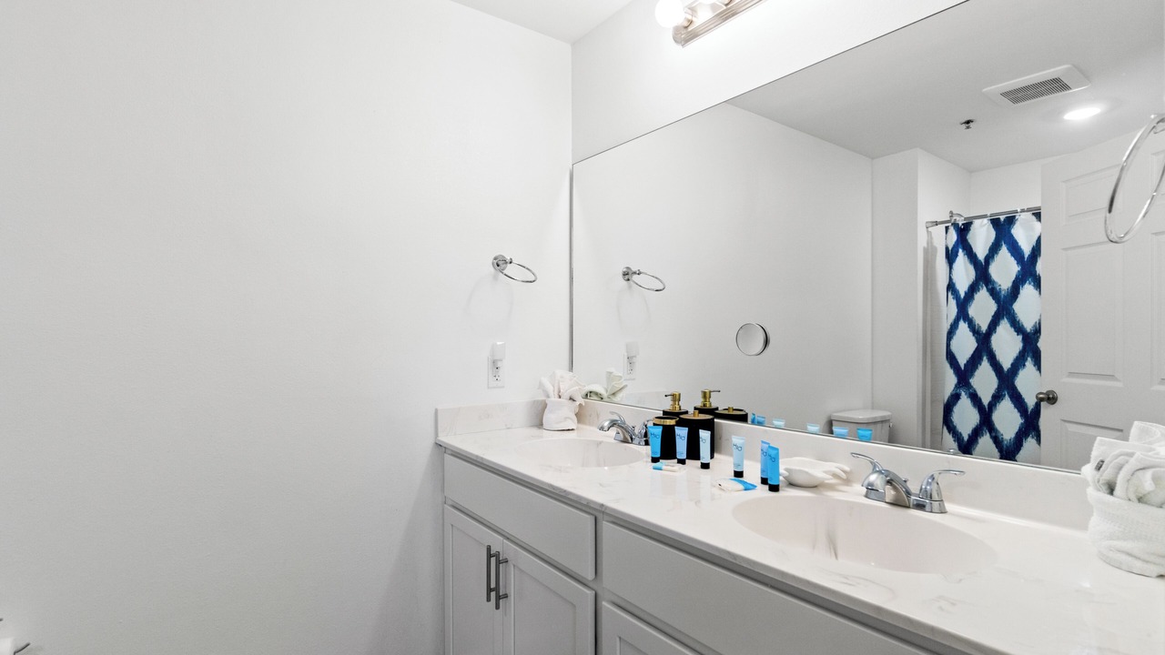 Photo of Bathroom in Waterside Village