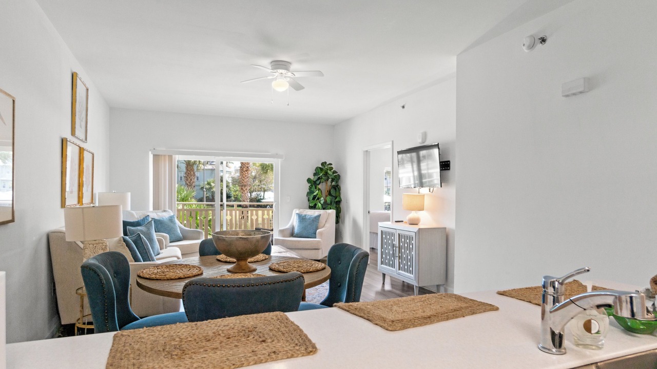 Photo of Livingroom in Waterside Village