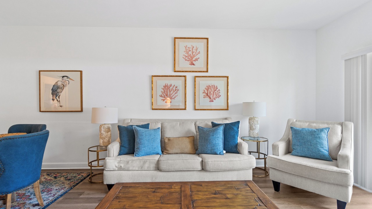 Photo of Livingroom in Waterside Village