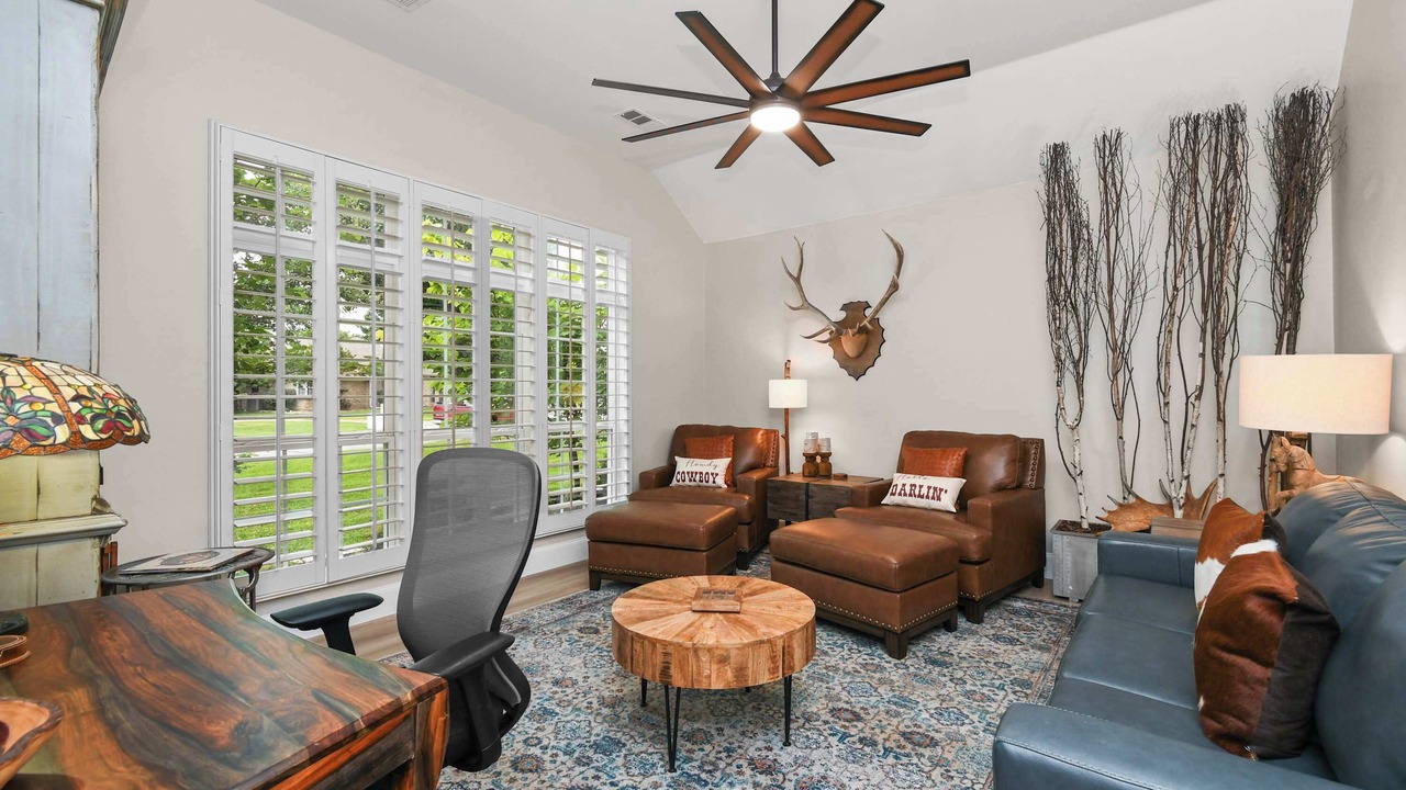 Photo of Livingroom in Highland Village