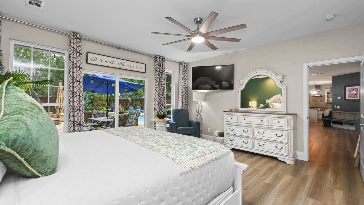 Photo of Bedroom in Highland Village