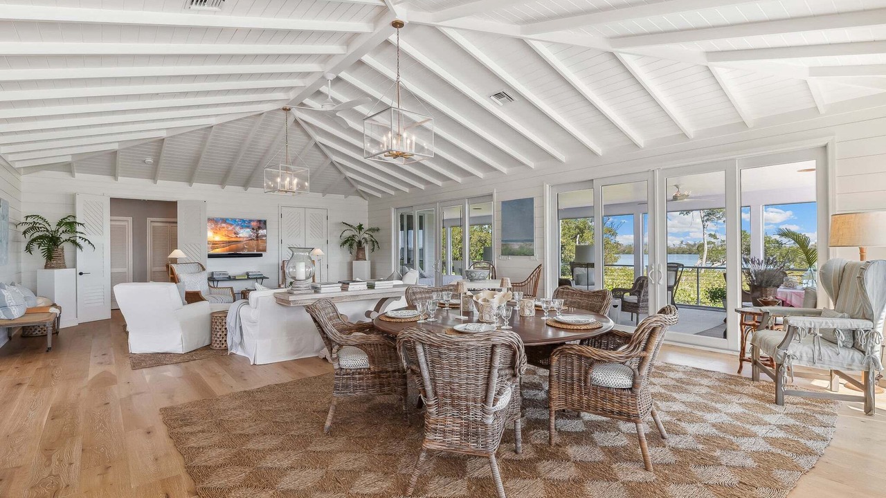 Photo of Bedroom in Boca Grande