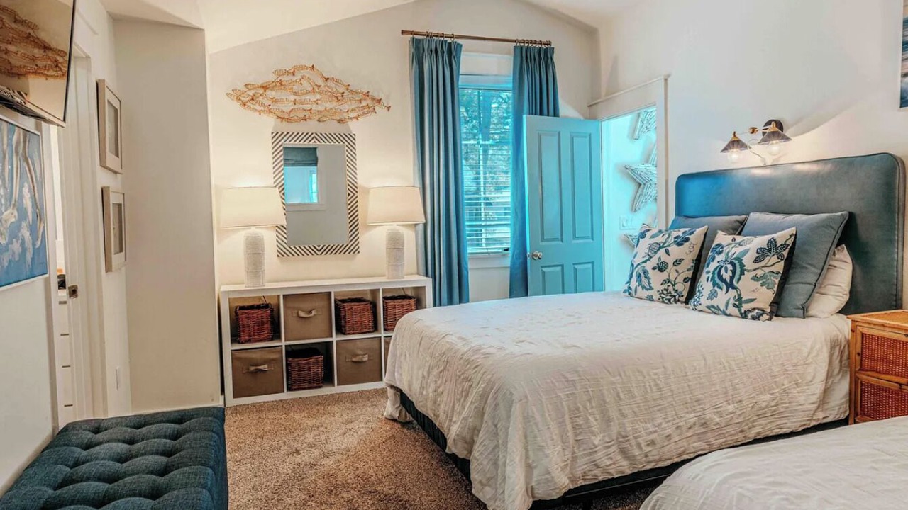 Photo of Bedroom in Laurel Grove