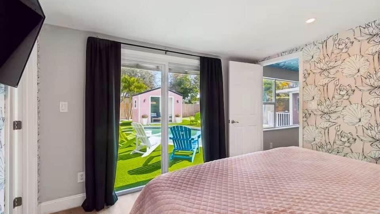 Photo of Bedroom in South Pinellas Community Council