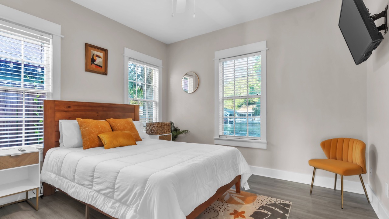 Photo of Bedroom in Gulfport