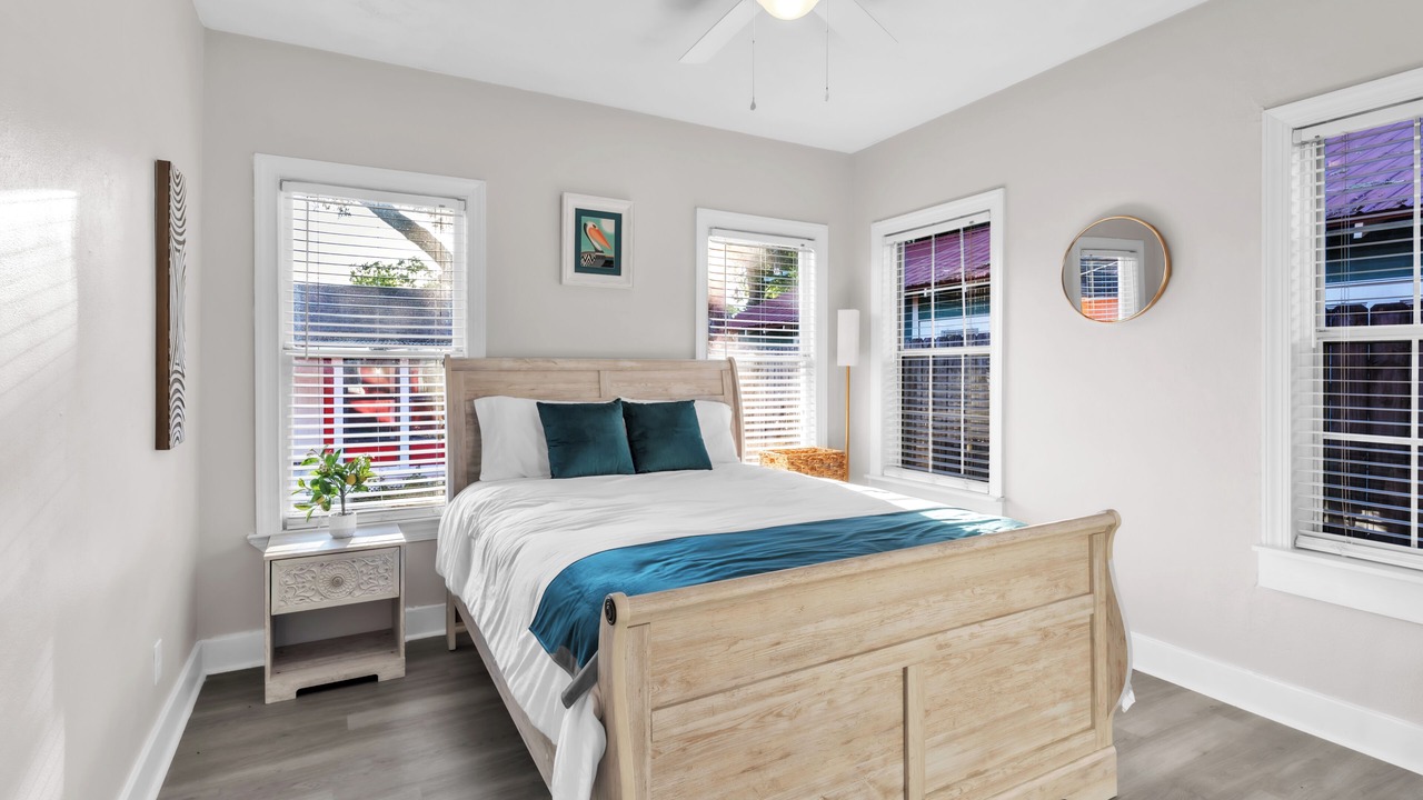 Photo of Bedroom in Gulfport