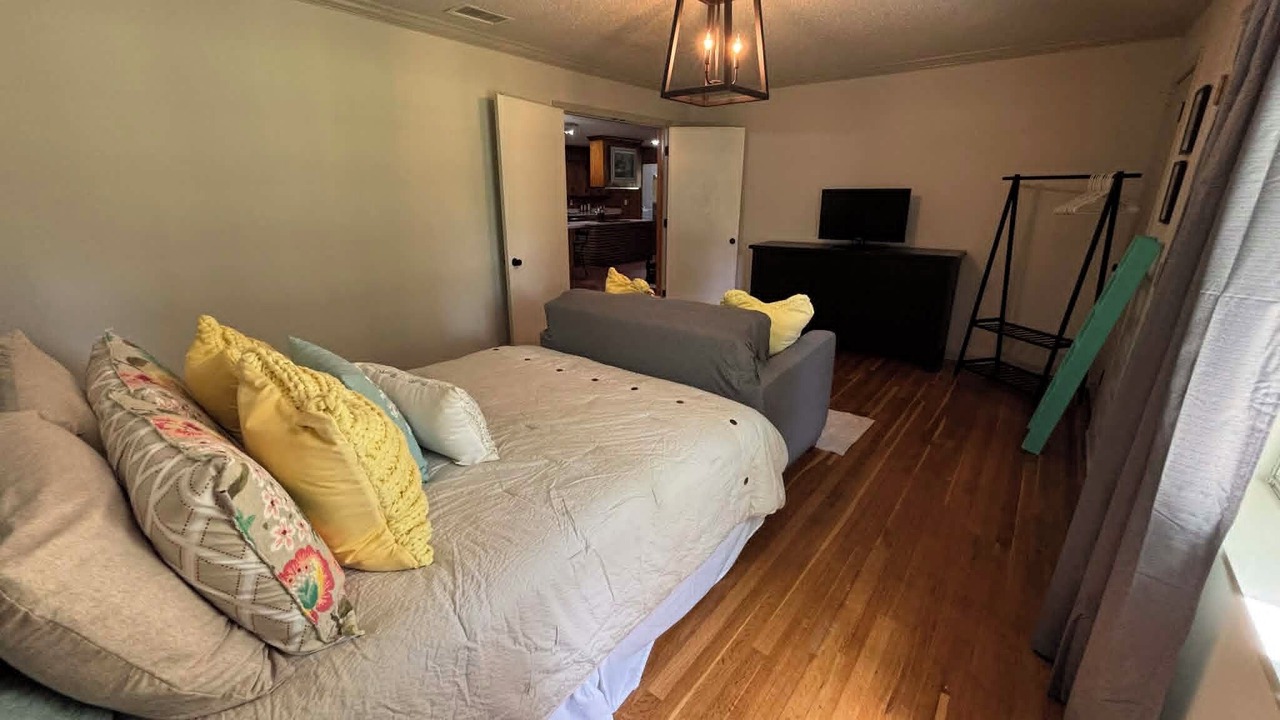 Photo of Bedroom in Winterville
