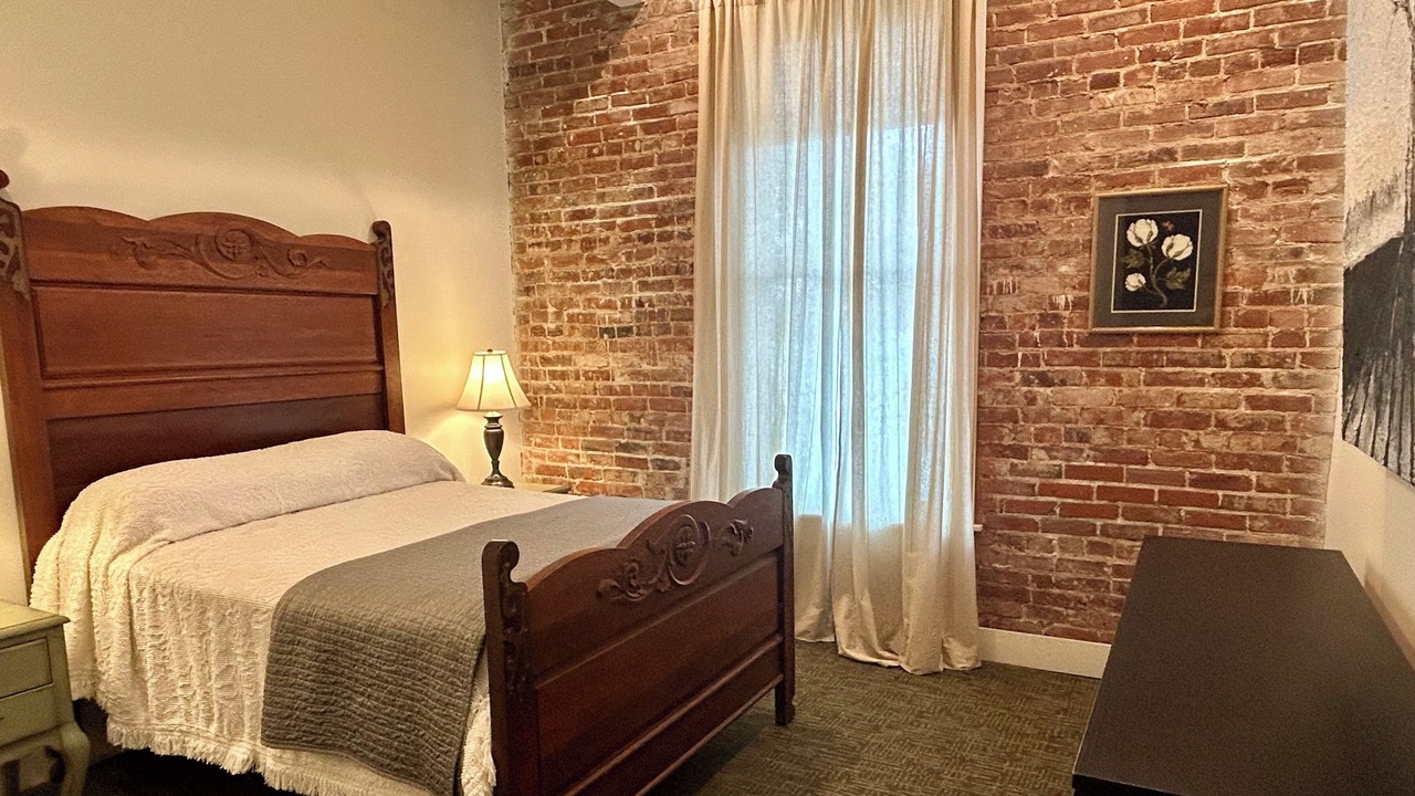 Photo of Bedroom in Clarksdale