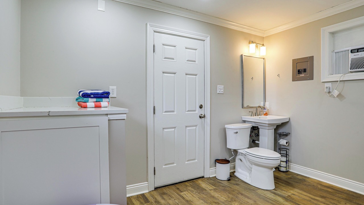 Photo of Bathroom in Alexandria