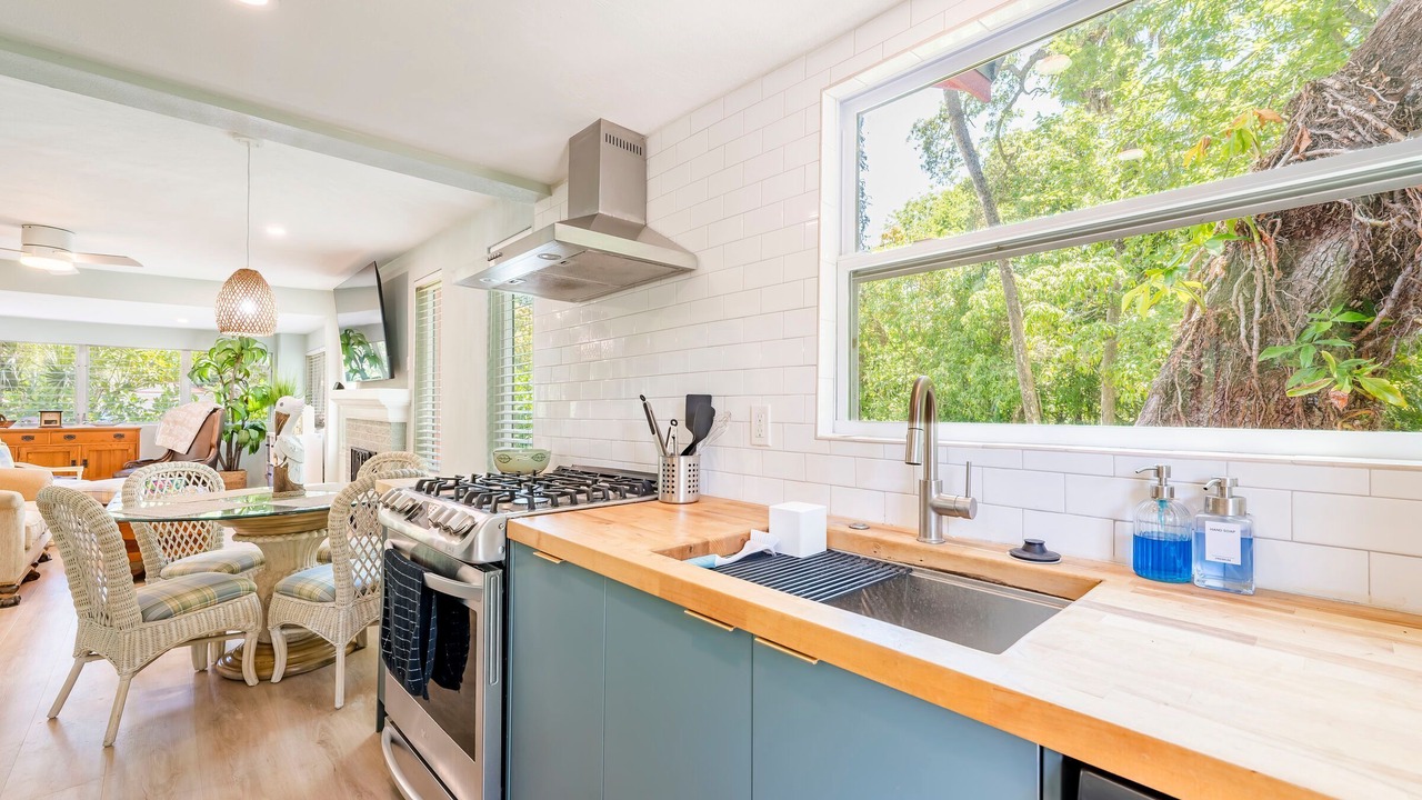 Photo of Kitchen in Bayou Oaks