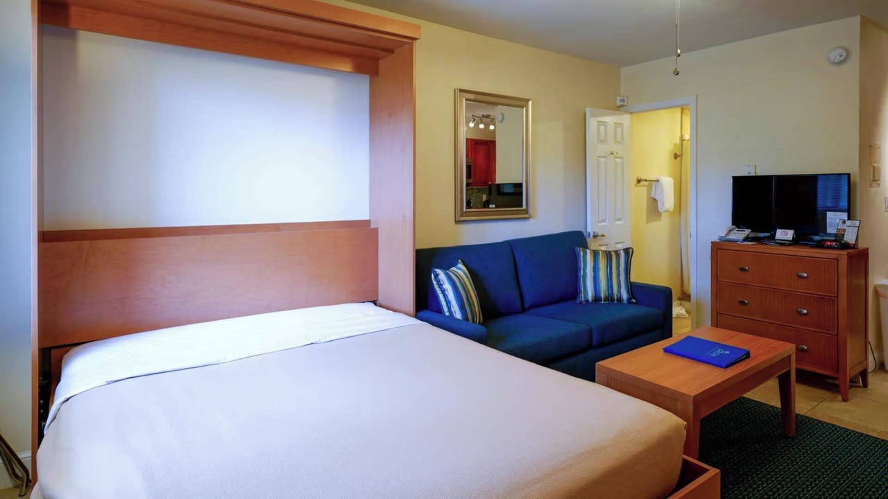 Photo of Bedroom in Pompano Beach