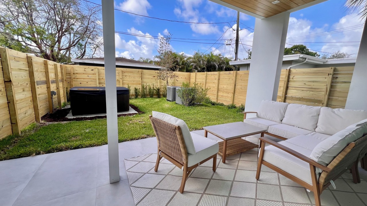 Photo of Patio Balcony in Tarpon River