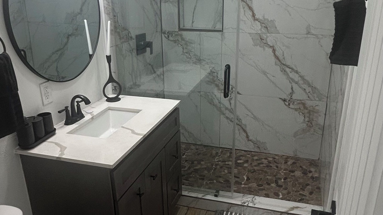 Photo of Bathroom in Garden Oaks
