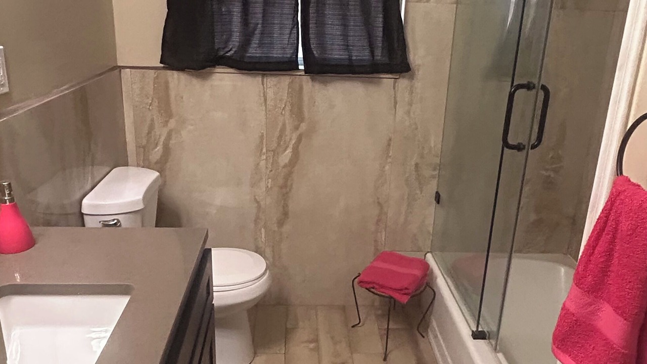 Photo of Bathroom in Garden Oaks