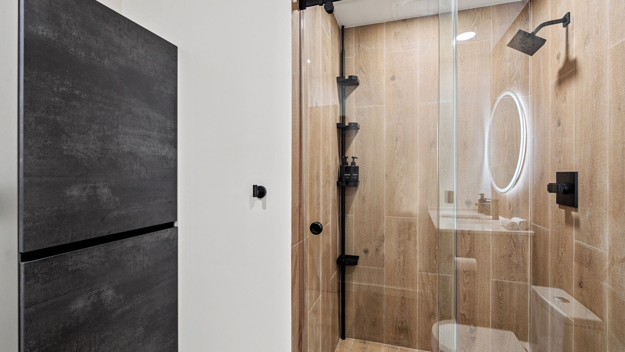 Photo of Bathroom in Imperial Point