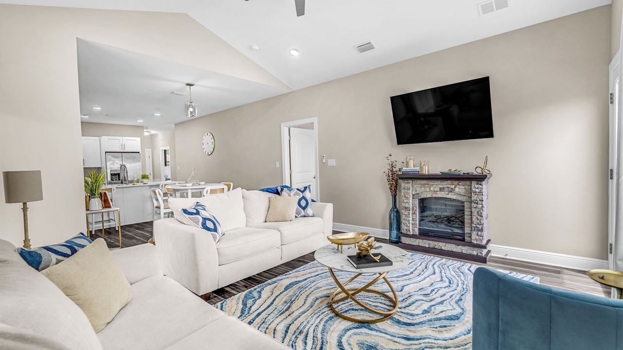 Photo of Livingroom in Ono Island