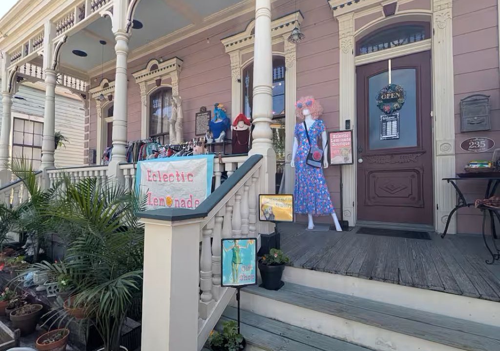 Photo of Others in Algiers Point