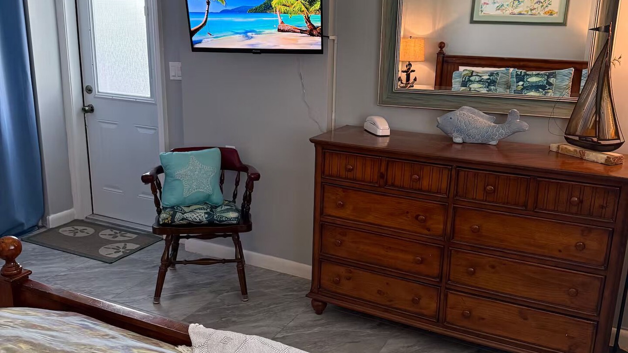 Photo of Bedroom in Harbordale