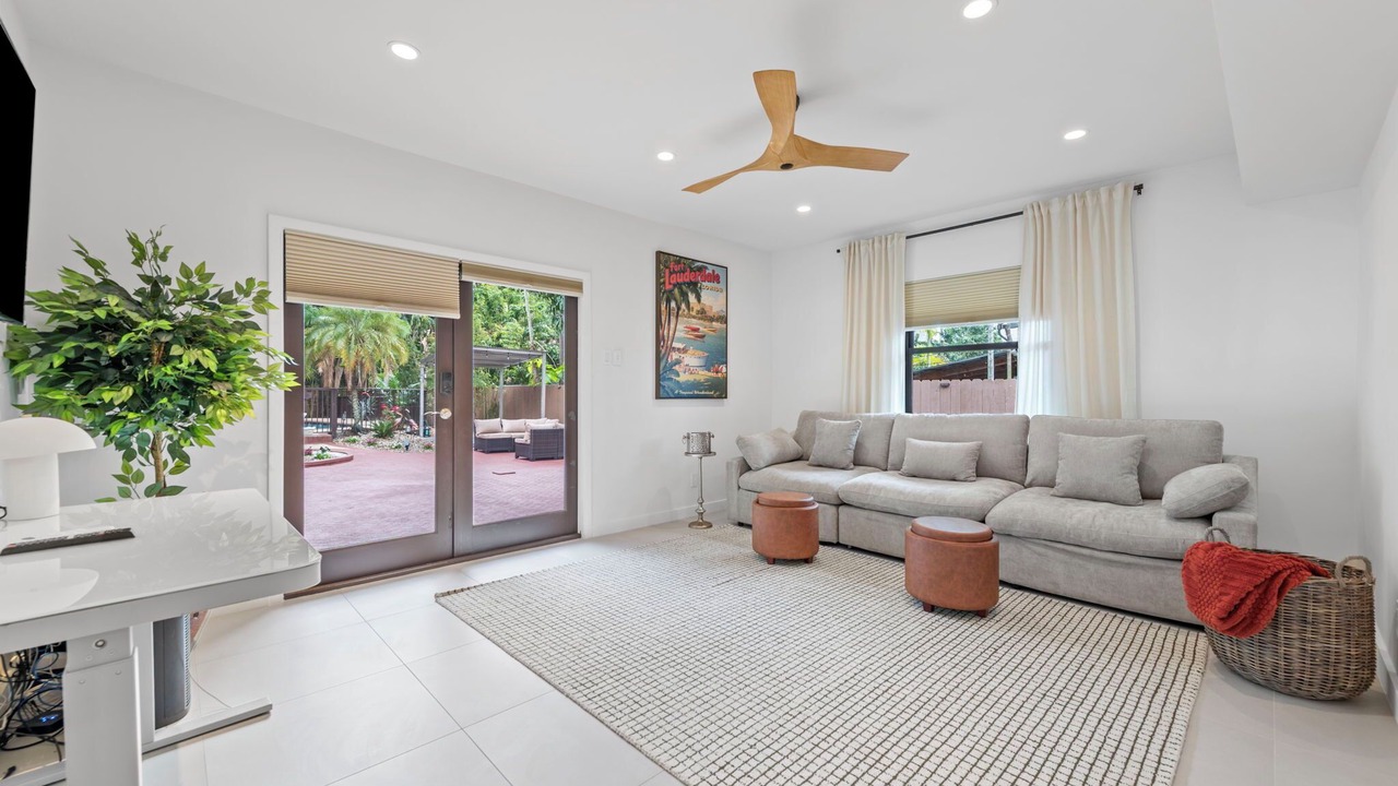 Photo of Livingroom in Downtown Fort Lauderdale