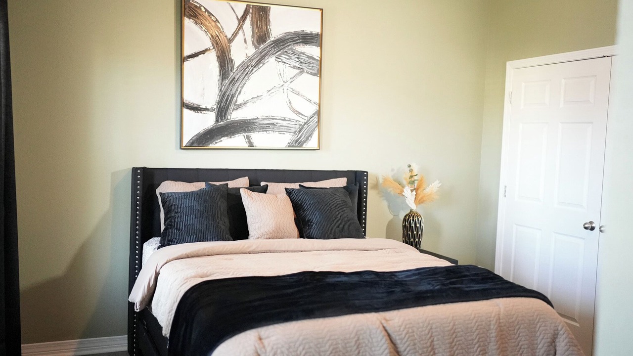 Photo of Bedroom in Gulf Hills