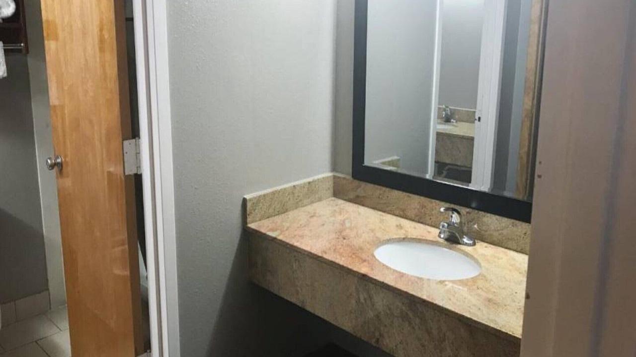Photo of Bathroom in Tupelo