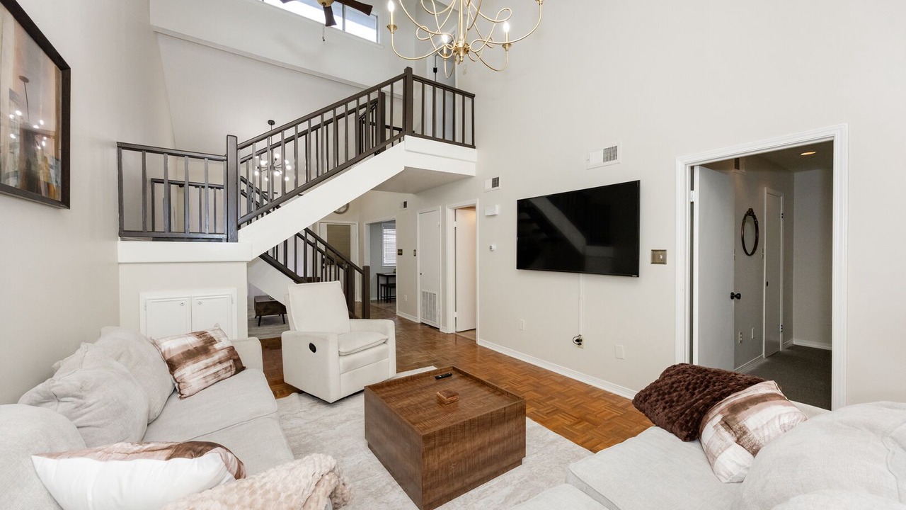 Photo of Livingroom in Highlands - Perkins
