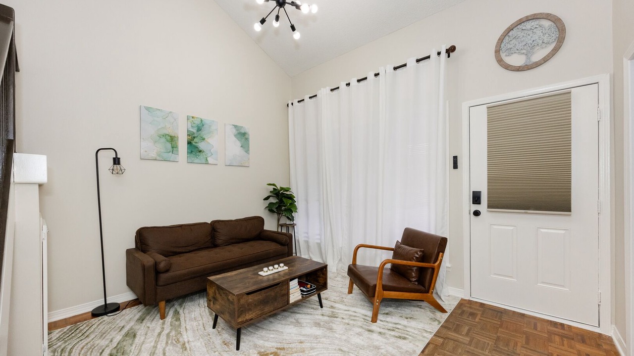 Photo of Livingroom in Highlands - Perkins