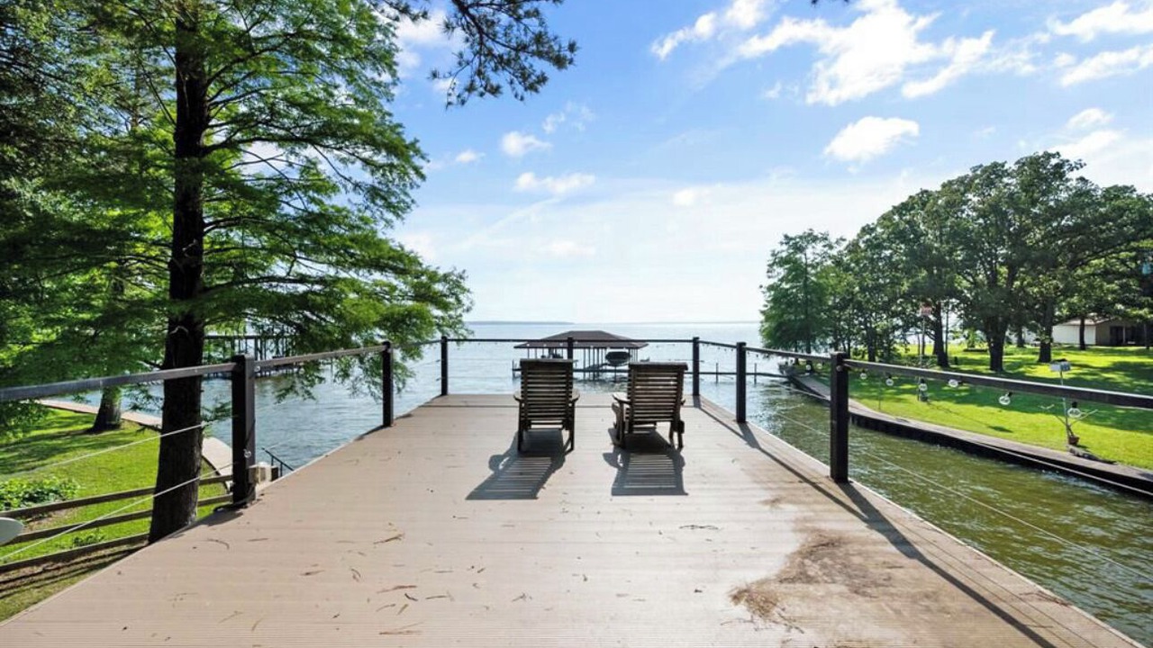 Photo of Patio Balcony in Enchanted Oaks