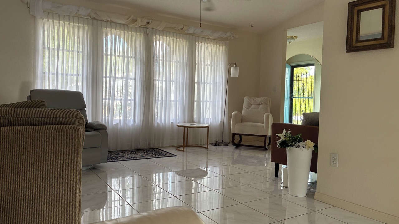 Photo of Livingroom in Port Charlotte