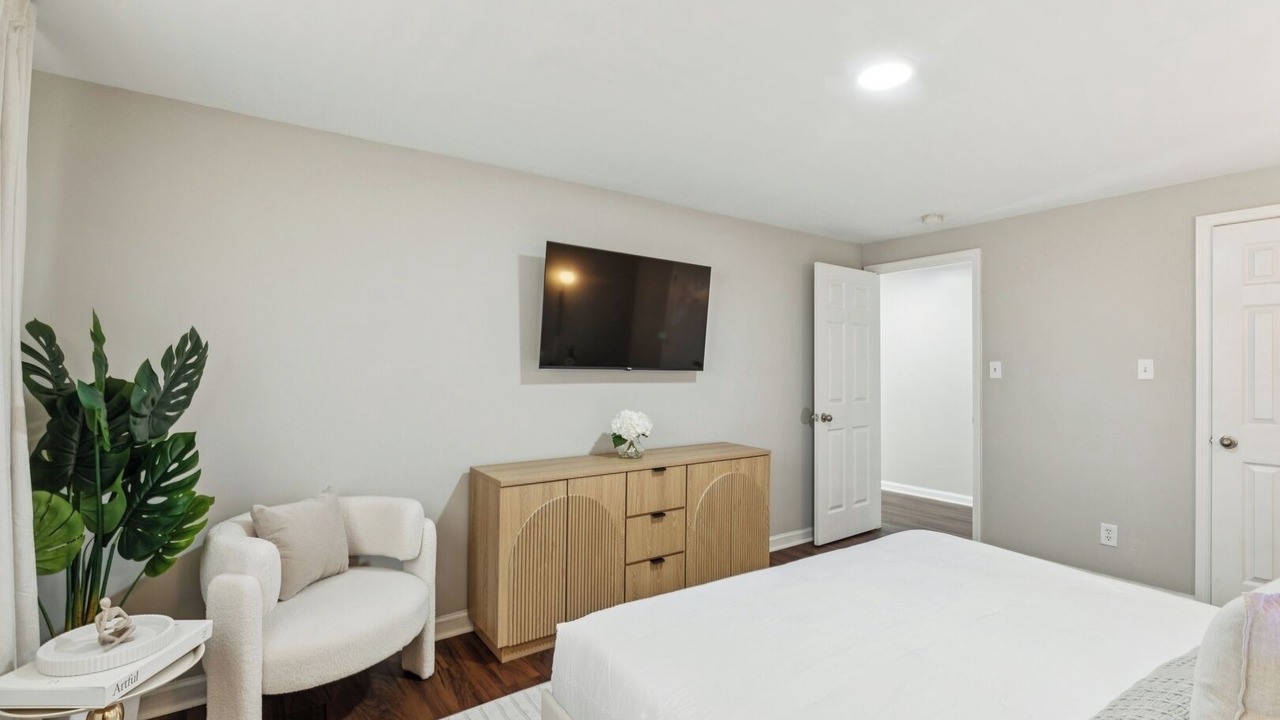 Photo of Bedroom in Avondale