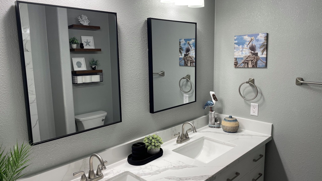 Photo of Bathroom in Port Bolivar