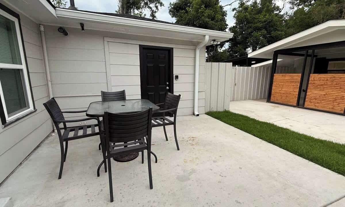 Photo of Outdoor in Highlands - Perkins