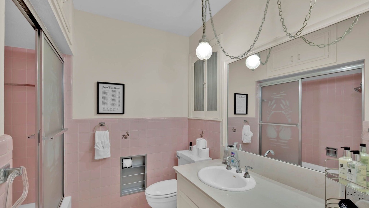 Photo of Bathroom in Springlake