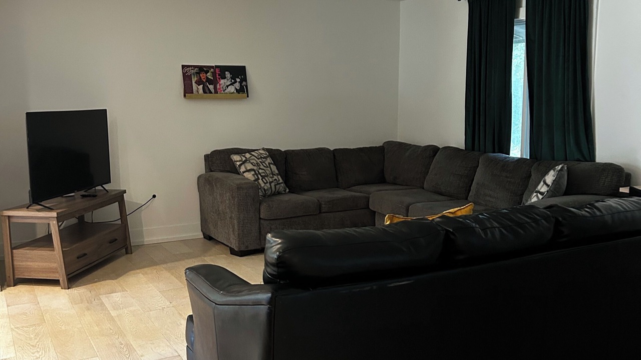 Photo of Livingroom in Belden