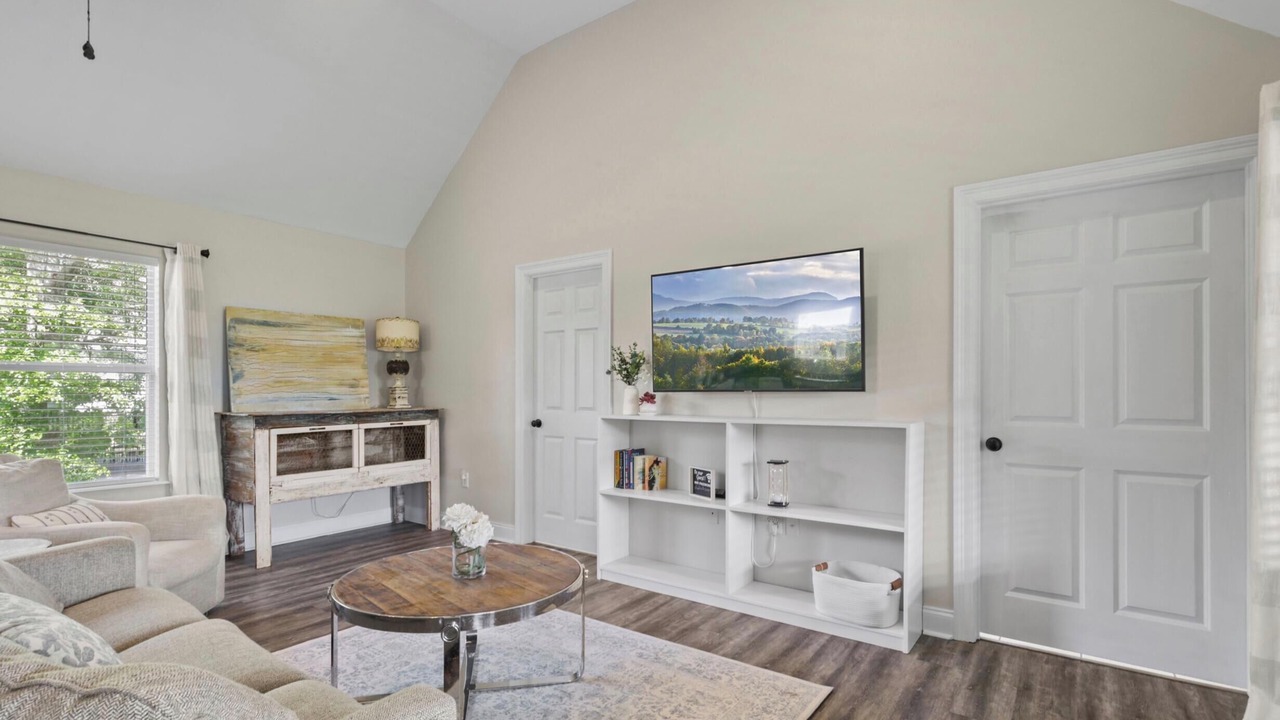 Photo of Livingroom in Mandeville