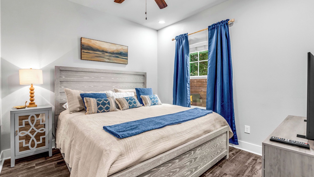 Photo of Bedroom in Ono Island