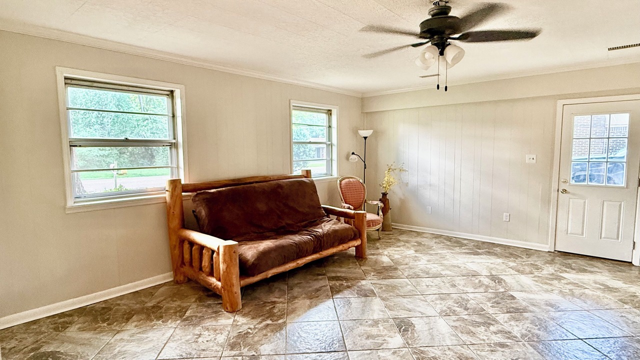 Photo of Livingroom in Vicksburg