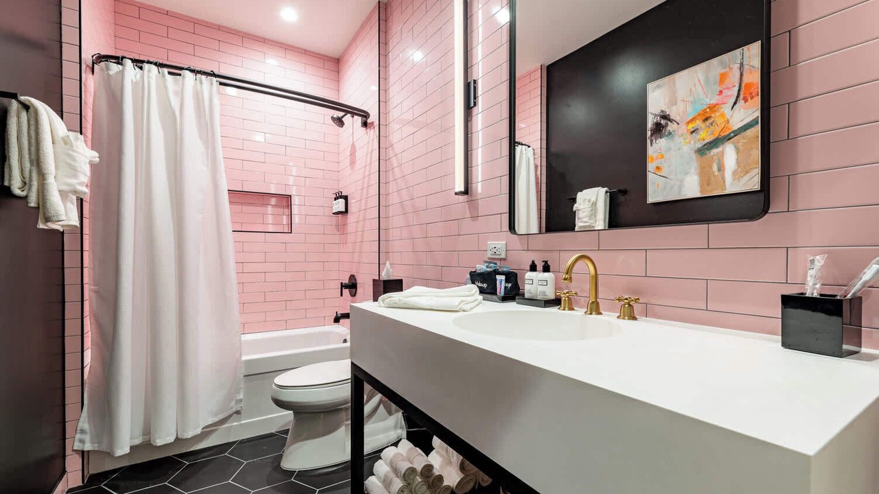 Photo of Bathroom in Central Business District
