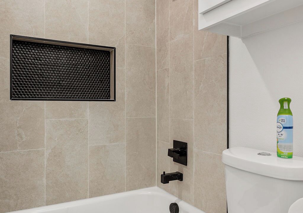 Photo of Bathroom in Commerce