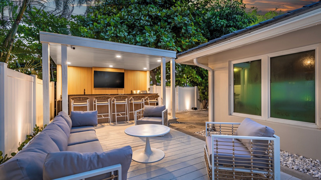 Photo of Patio Balcony in Lauderdale Beach