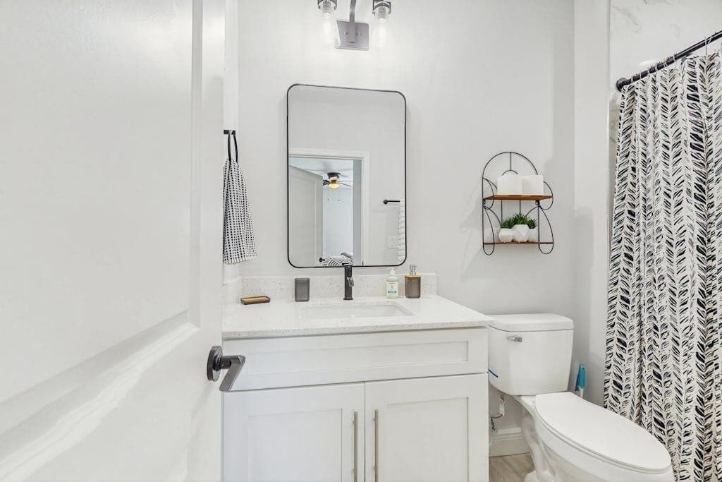 Photo of Bathroom in Englewood East