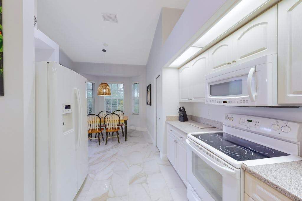 Photo of Kitchen in Crown Pointe