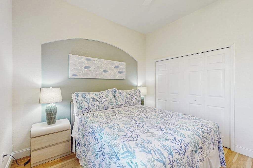 Photo of Bedroom in South Gulf Cove
