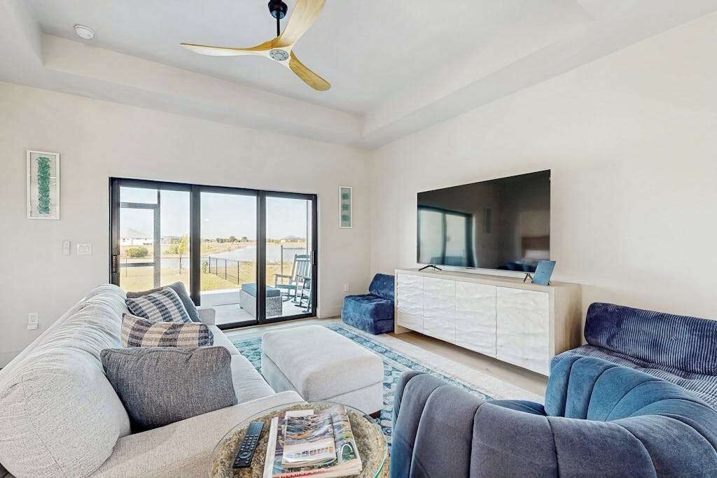 Photo of Livingroom in Rotonda Meadows
